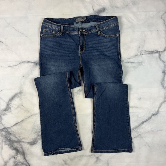 torrid Denim - Torrid Luxe Slim Boot Jeans Size 16 R Stretch Denim 11661089 Bootcut